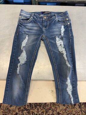 LONDONJEAN Distressed Blue Women's Jeggings with Light Rips